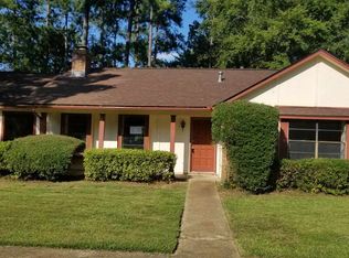 702 Green Forest Rd, Ridgeland, MS 39157