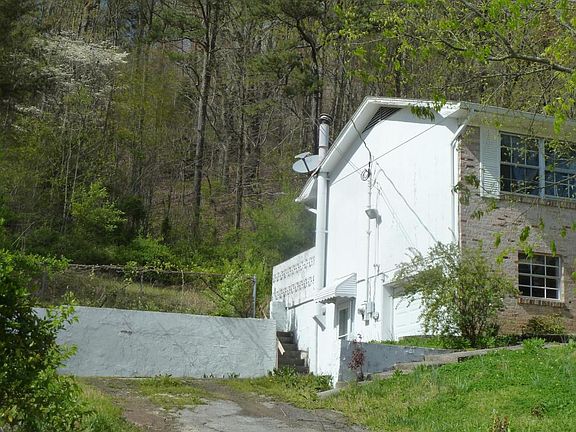 3rd image of 6837 Langston Dr