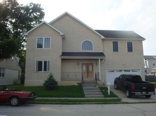 9620 Dungan Rd, Philadelphia, PA 19115