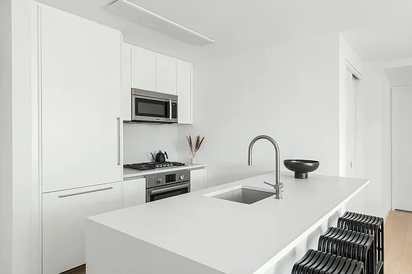 Rented by Related Rentals | media 16