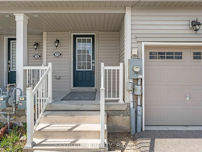 70 Munro Cir — Photo 2