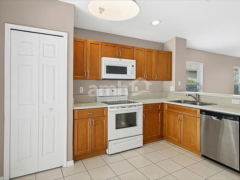 11505 Crestlake Village Dr — Photo 4
