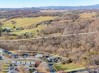 2409 Bare St, Staunton, VA 24401