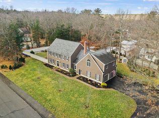 42 Cameron Dr, Marlborough, MA 01752