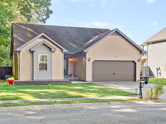 2nd image of 714 Sleek Fox Dr