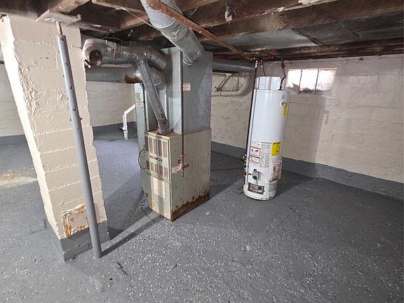 5th image of 35 Clarence St