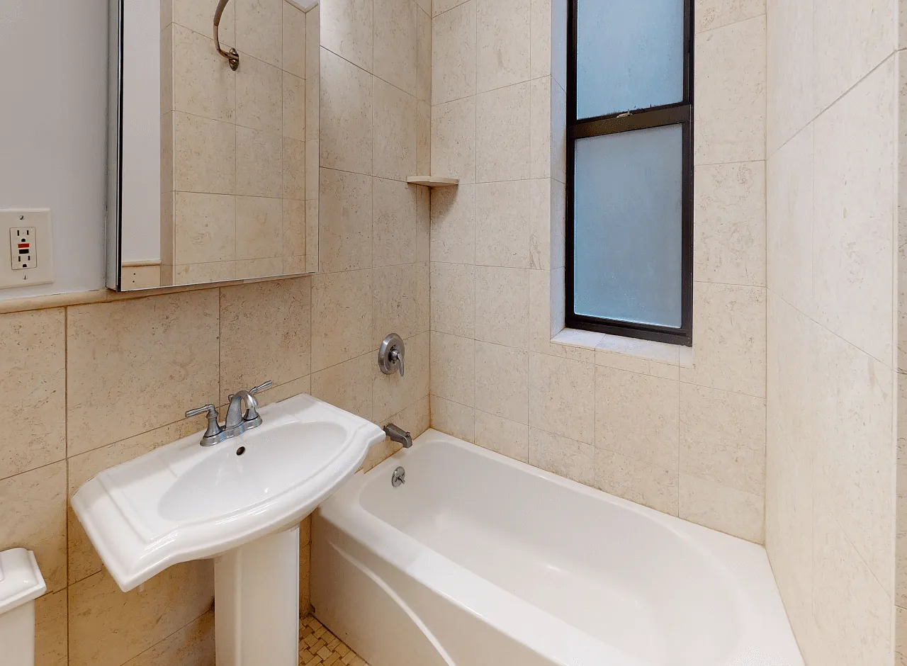 501 West 110th Street — Photo 3