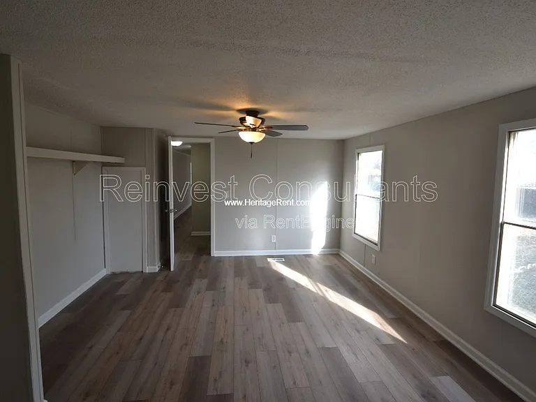 11049 Stephens Rd — Photo 8