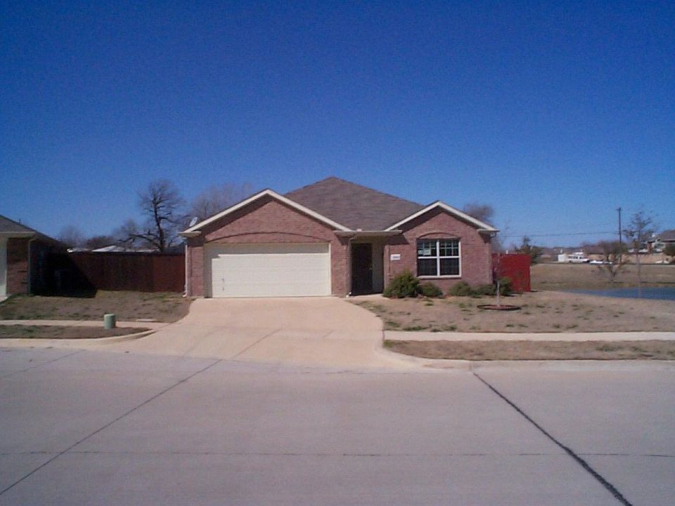 1st image of 3016 Hazelwood Dr