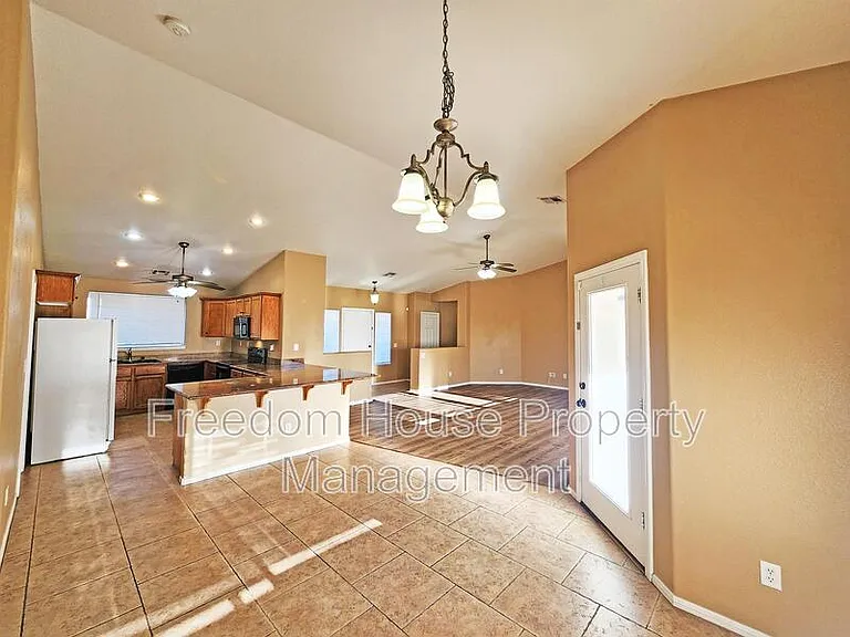 3680 Ravine Ave — Photo 6