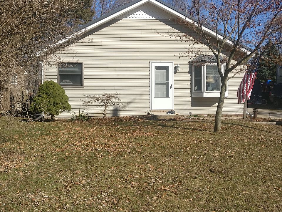 1st image of 523 Kennard St