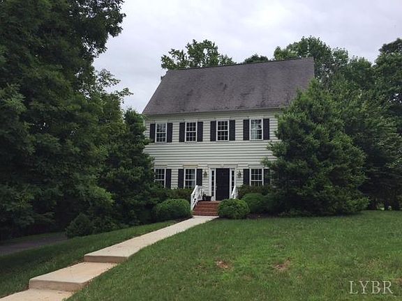 4th image of 113 Marguerite Dr