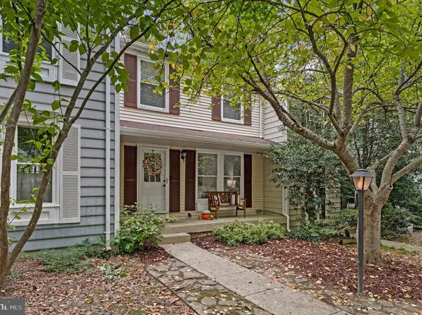 11034 Granby Ct, Reston, VA 20191