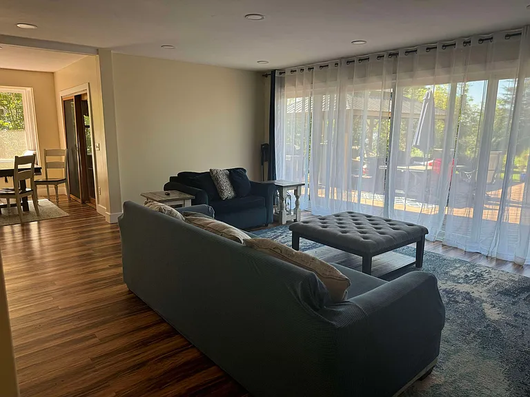 7626 N Shore Cir N — Photo 10
