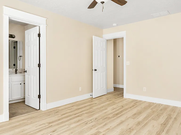 14192 W Chadford Dr — Photo 4