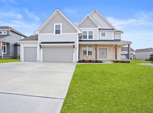1829 SW Sage Canyon Rd, Lees Summit, MO 64082