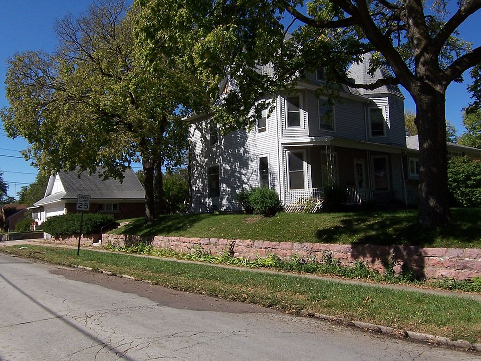 1st image of 3203 Jackson St