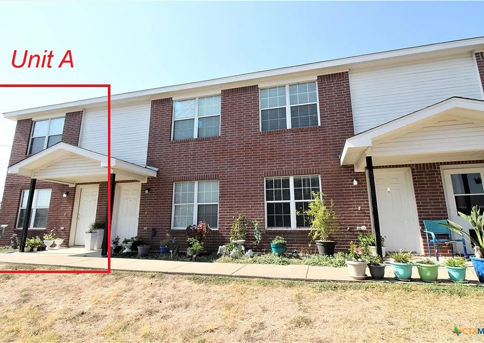 811A Industrial Ave