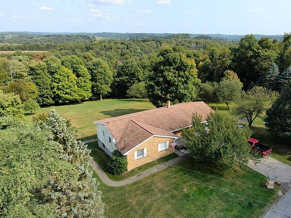 2nd image of 869 Jenkins Ln