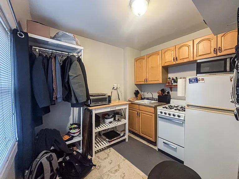 57 Dwight St #4 — Photo 8