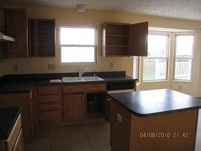3rd image of 1866 Winding Hollow Dr