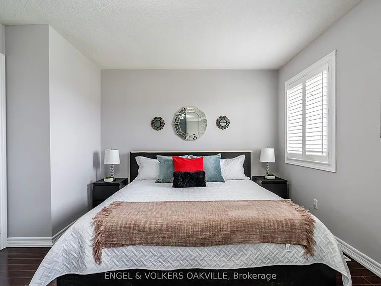 72 Pefferlaw Cir — Photo 3