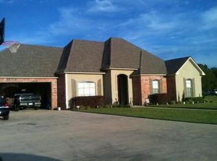 230 Christian Point Rd, Opelousas, LA 70570
