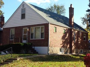 9004 Stansberry Ave, Saint Louis, MO 63134