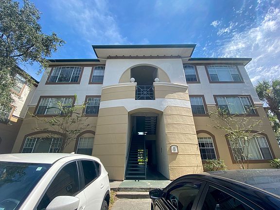 2nd image of 17102 Carrington Park Dr APT 336