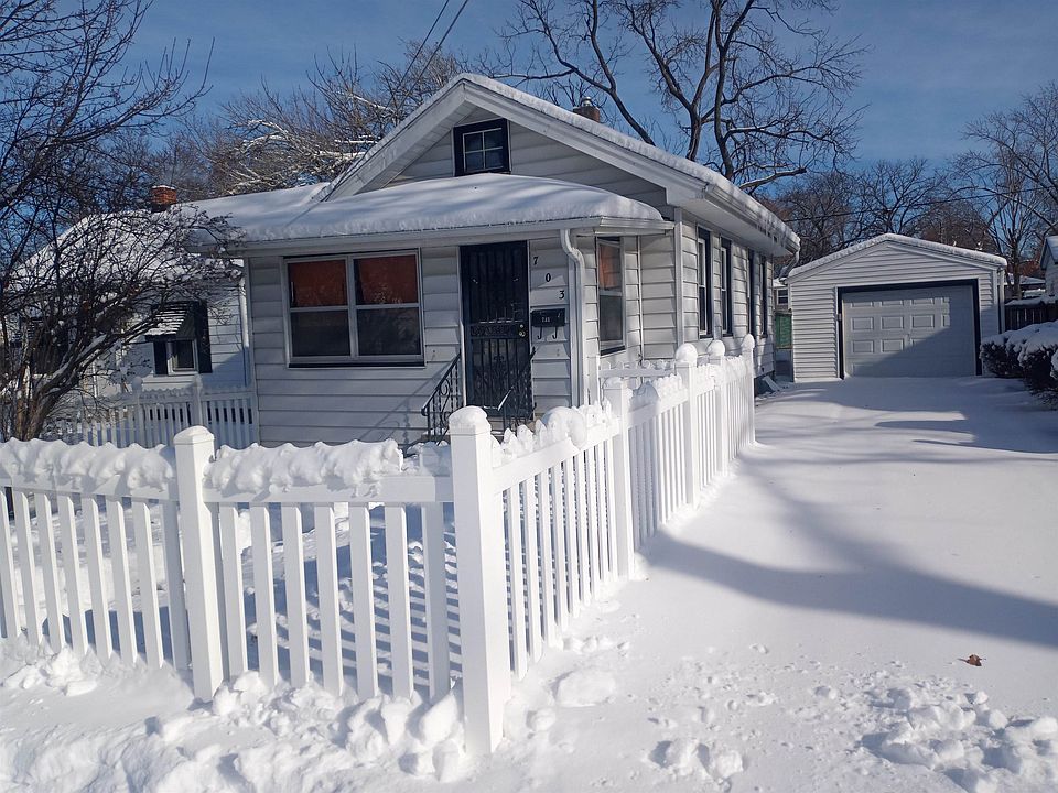 1st image of 703 Miriam Ave