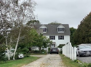 67 W Meadow Rd, Lowell, MA 01854