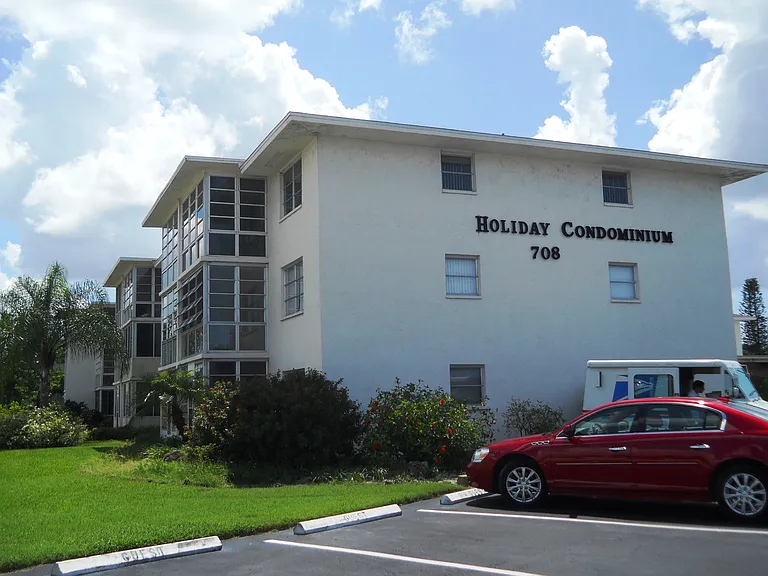 708 Tamiami Trl S #214 — Photo 11