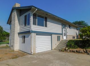 212 S 40th Ave, Yakima, WA 98908