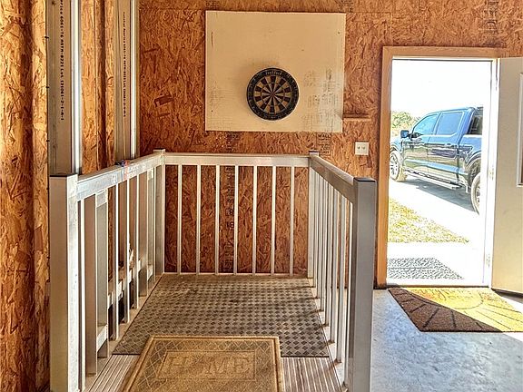 5th image of 174 Riley Ln