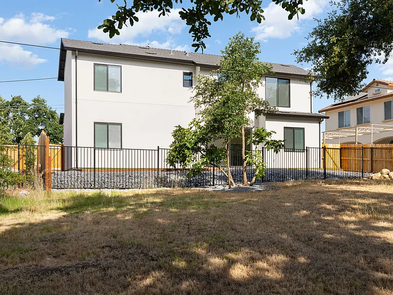 4755 Racetrack Rd — Photo 20