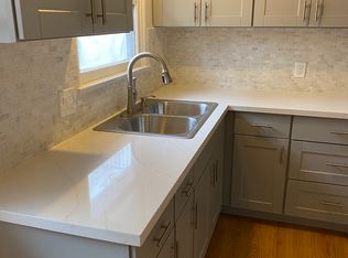 2808 W Clark Ave, Burbank, CA 91505