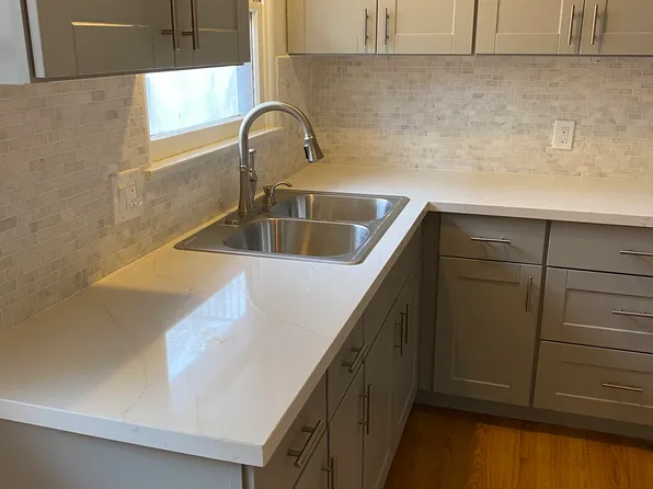 2808 W Clark Ave, Burbank, CA