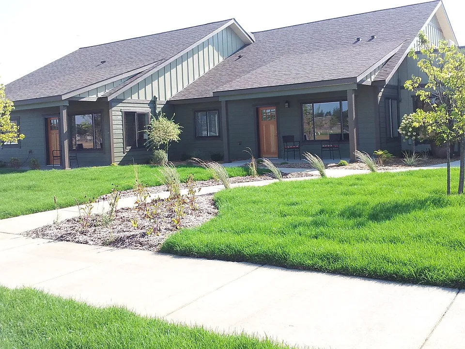 308 College Cir