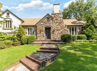 3790 Walnut Grove Rd, Memphis, TN 38111