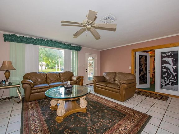 4th image of 1463 John Anderson Dr