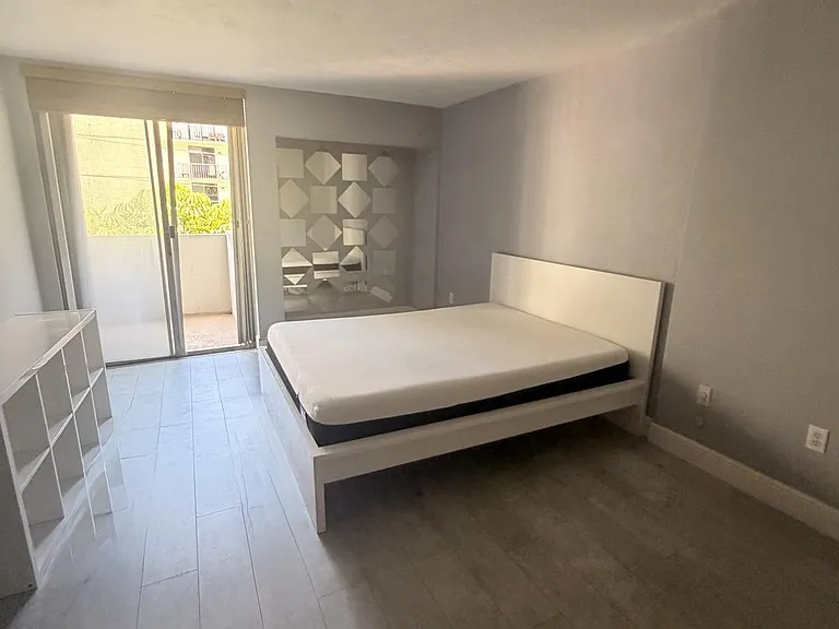 1670 Bay Rd #3D — Photo 8