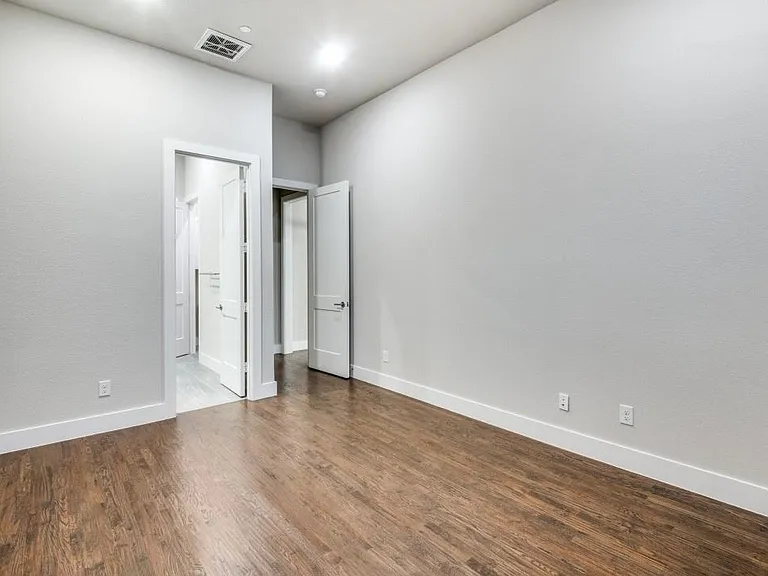 3170 Carmel St #102 — Photo 7