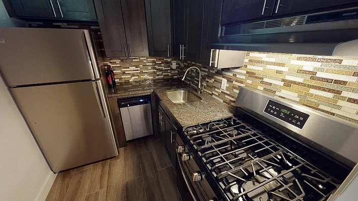Rented by Metro Garden Realty NYC | media 5