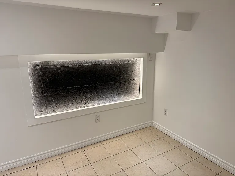 2A Tiverton Ave #2A — Photo 16