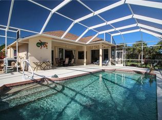 811 Rotonda Cir, Rotonda West, FL 33947