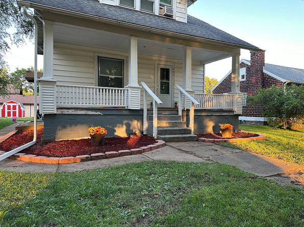207 Poplar St