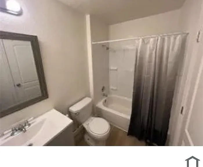 3520 Y St #1 — Photo 14