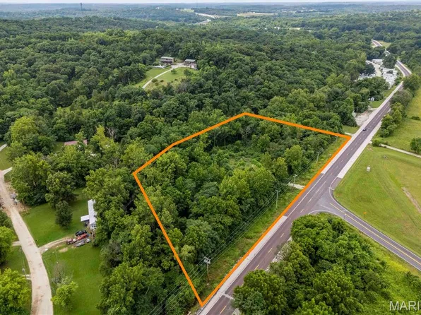 1110 Highway At, Villa Ridge, MO 63089