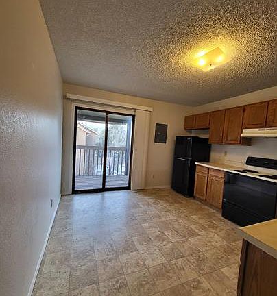 5th image of 1169 Mazatlan Cir APT B