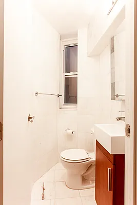 Rented by Pink Stone Realty LLC | media 39